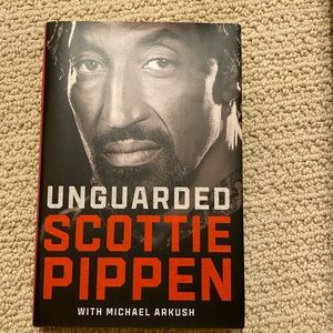 Scottie Pippen Unguarded with Michael Arkush Book - Mint Condition